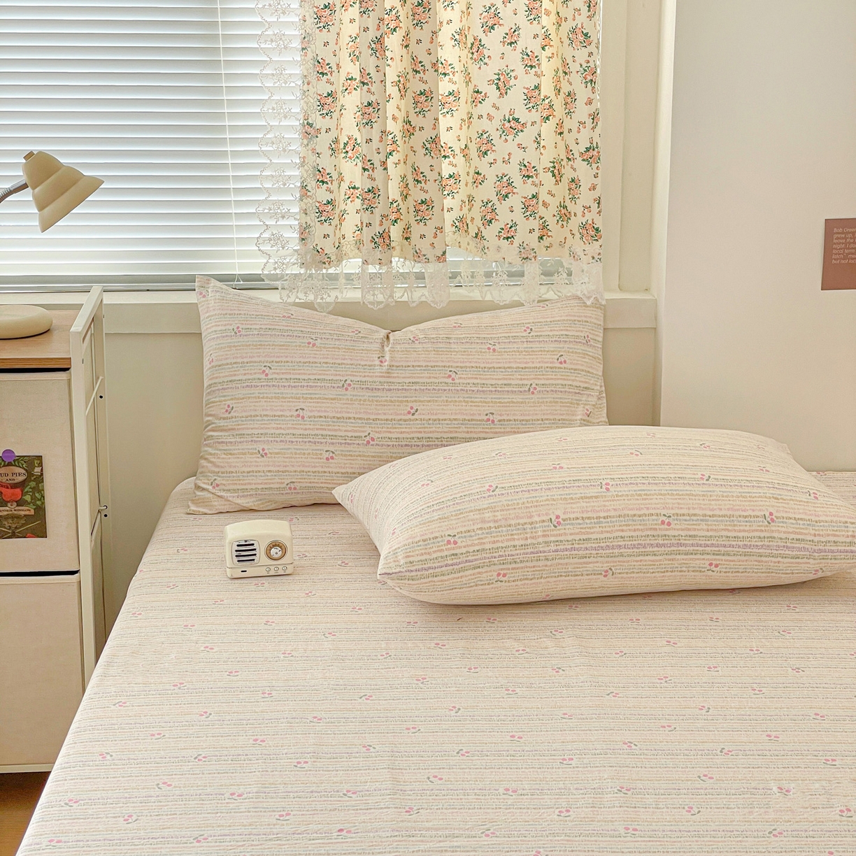 91家纺网 家纺一手货源 找家纺 纽缦家纺 2026春夏新款A类水洗棉四件套 甜樱恋曲