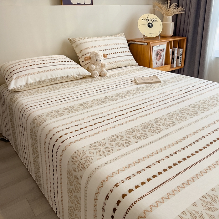 91家纺网 家纺一手货源 找家纺 芃成家纺 2026春夏新款全棉纯棉加厚老粗布单床单床单单件床单三件套 杏影雅条