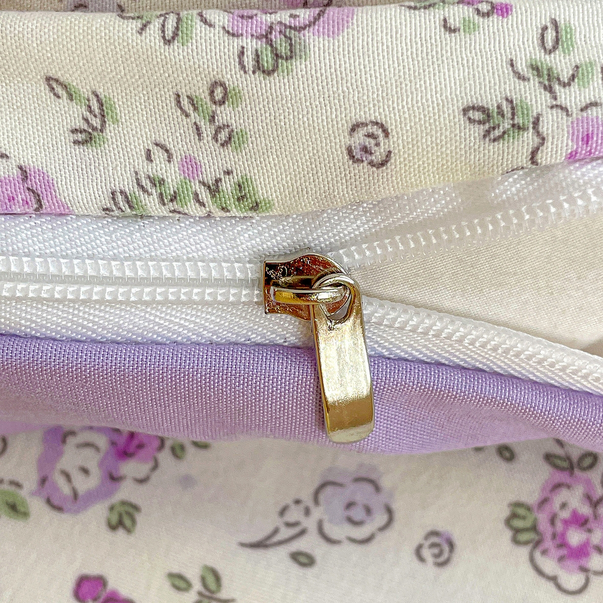 91家纺网 家纺一手货源 找家纺 纽缦家纺 2026春夏新款A类水洗棉四件套 小兔花漾