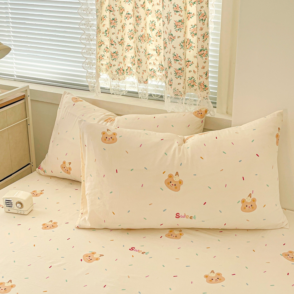 91家纺网 家纺一手货源 找家纺 纽缦家纺 2026春夏新款A类水洗棉四件套 小熊冰淇淋