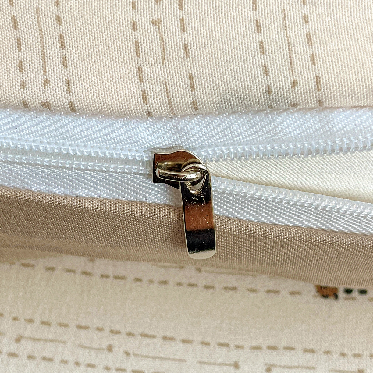 91家纺网 家纺一手货源 找家纺 纽缦家纺 2026春夏新款A类水洗棉四件套 心藏软猫