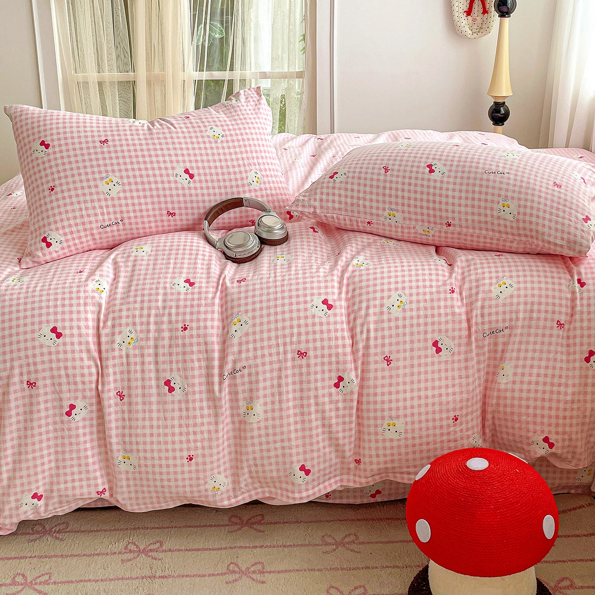 91家纺网 家纺一手货源 找家纺 纽缦家纺 2026春夏新款A类水洗棉四件套 宅宅猫爪粉