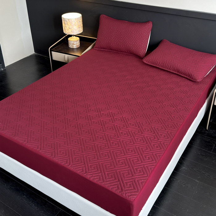 91家纺网 家纺一手货源 找家纺 慕克斯家纺 2026新款防水回字格床笠-慕克斯 酒红