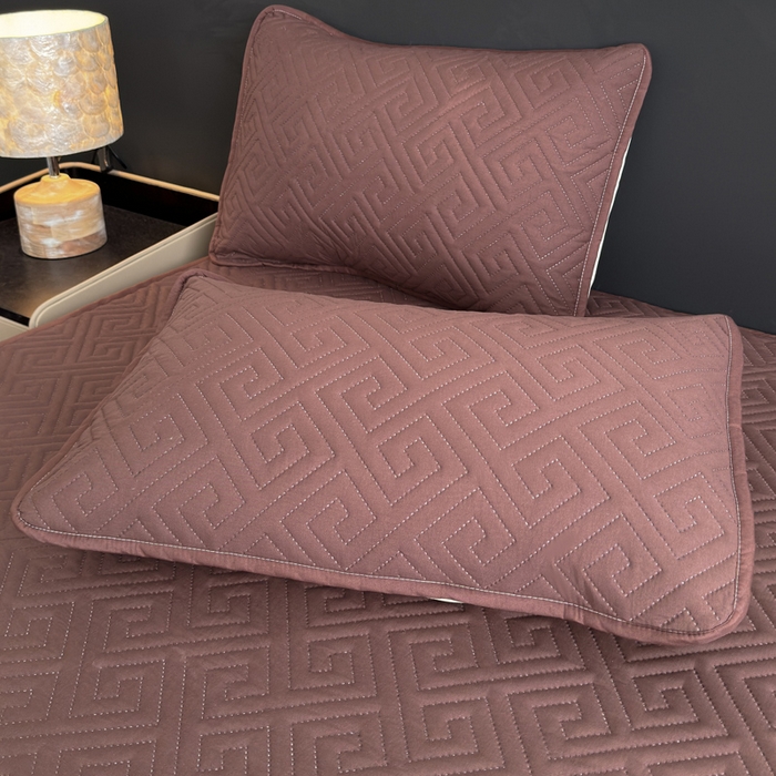 91家纺网 家纺一手货源 找家纺 慕克斯家纺 2026新款防水回字格床笠-慕克斯 咖色