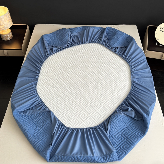 91家纺网 家纺一手货源 找家纺 慕克斯家纺 2026新款防水回字格床笠-慕克斯 蓝灰