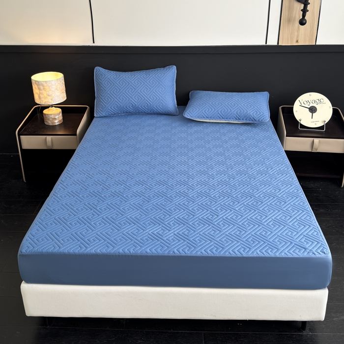 91家纺网 家纺一手货源 找家纺 慕克斯家纺 2026新款防水回字格床笠-慕克斯 蓝灰