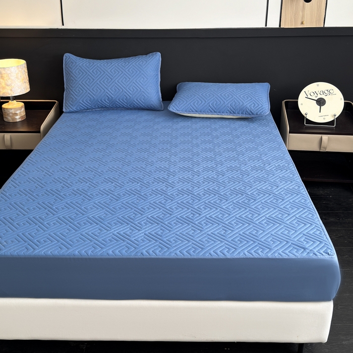 91家纺网 家纺一手货源 找家纺 慕克斯家纺 2026新款防水回字格床笠-慕克斯 蓝灰