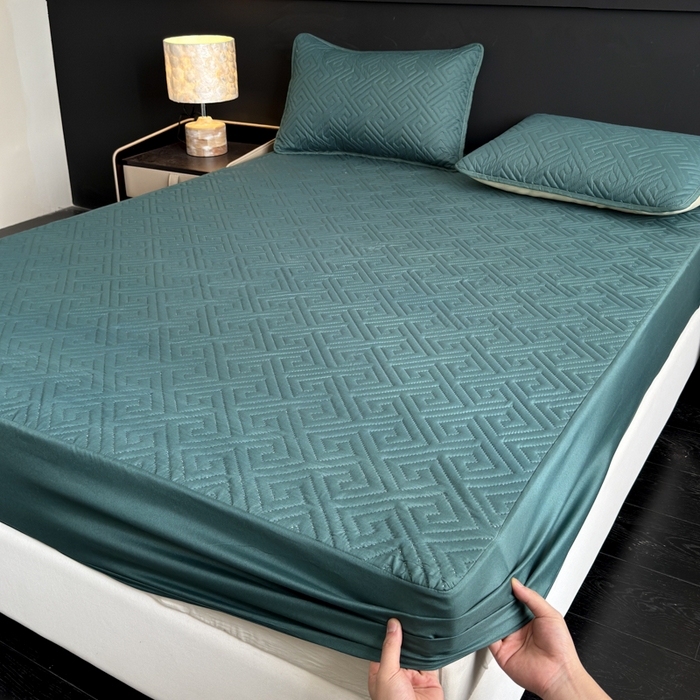 91家纺网 家纺一手货源 找家纺 慕克斯家纺 2026新款防水回字格床笠-慕克斯 墨绿