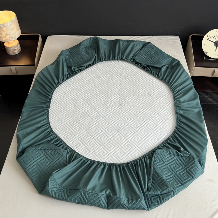 91家纺网 家纺一手货源 找家纺 慕克斯家纺 2026新款防水回字格床笠-慕克斯 墨绿