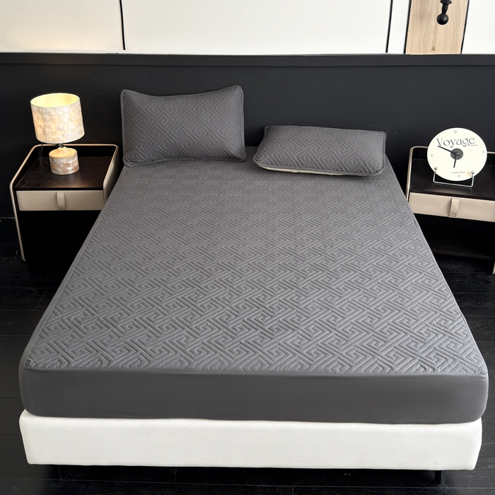 91家纺网 家纺一手货源 找家纺 慕克斯家纺 2026新款防水回字格床笠-慕克斯 深灰