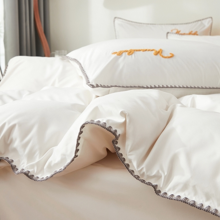 91家纺网 家纺一手货源 找家纺 啊雅家居 2026新款A类水洗棉贝壳边毛巾绣四件套 时尚白