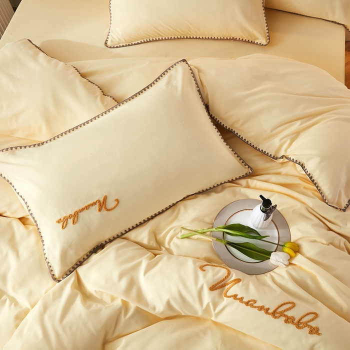 91家纺网 家纺一手货源 找家纺 啊雅家居 2026新款A类水洗棉贝壳边毛巾绣四件套 时尚黄