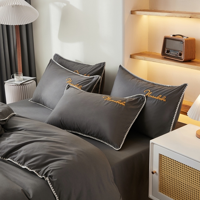 91家纺网 家纺一手货源 找家纺 啊雅家居 2026新款A类水洗棉贝壳边毛巾绣四件套 时尚灰