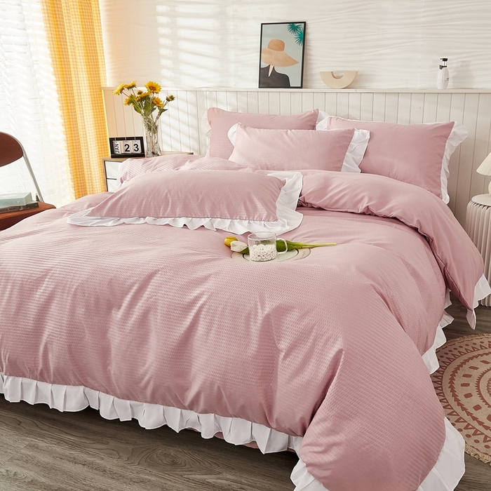 91家纺网 家纺一手货源 找家纺 啊雅家居 2026新款轻奢韩式花边华夫格四件套 梦幻粉