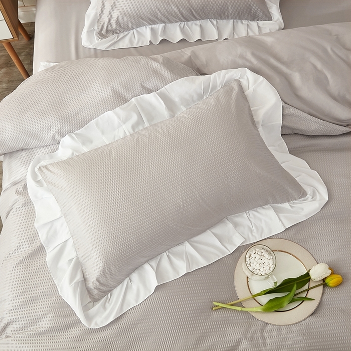 91家纺网 家纺一手货源 找家纺 啊雅家居 2026新款轻奢韩式花边华夫格四件套 梦幻灰