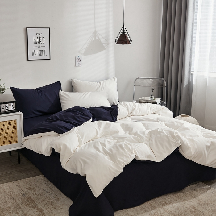 91家纺网 家纺一手货源 找家纺 啊雅家居 2025新款ins简约学生宿舍双拼纯色磨毛四件套可订制logo 白加藏青