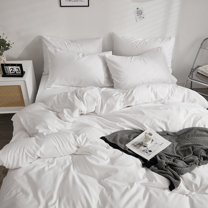 91家纺网 家纺一手货源 找家纺 啊雅家居 2025新款ins简约学生宿舍双拼纯色磨毛四件套可订制logo 白色