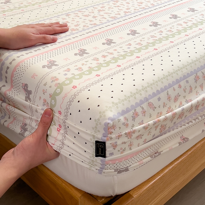 91家纺网 家纺一手货源 找家纺 芃成家纺 2026春夏新款全棉纯棉加厚老粗布单床笠床笠单件床笠三件套 萌萌木马