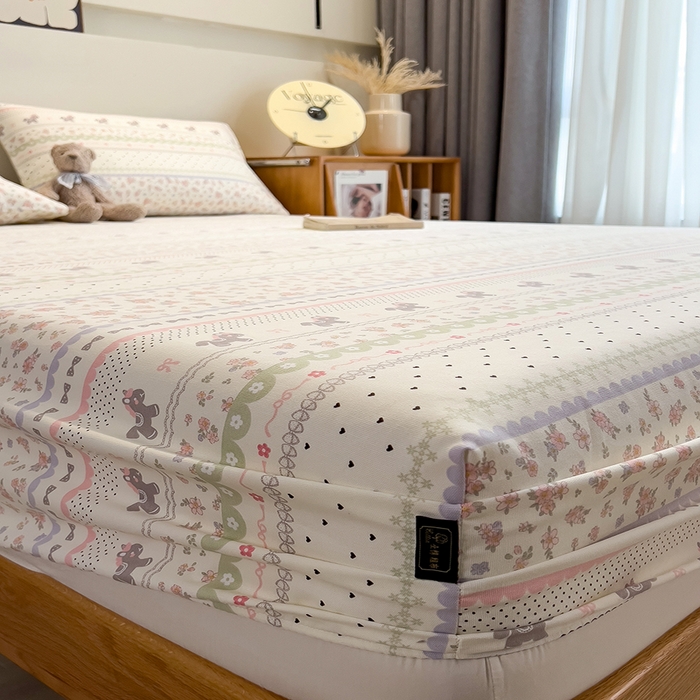 91家纺网 家纺一手货源 找家纺 芃成家纺 2026春夏新款全棉纯棉加厚老粗布单床笠床笠单件床笠三件套 萌萌木马