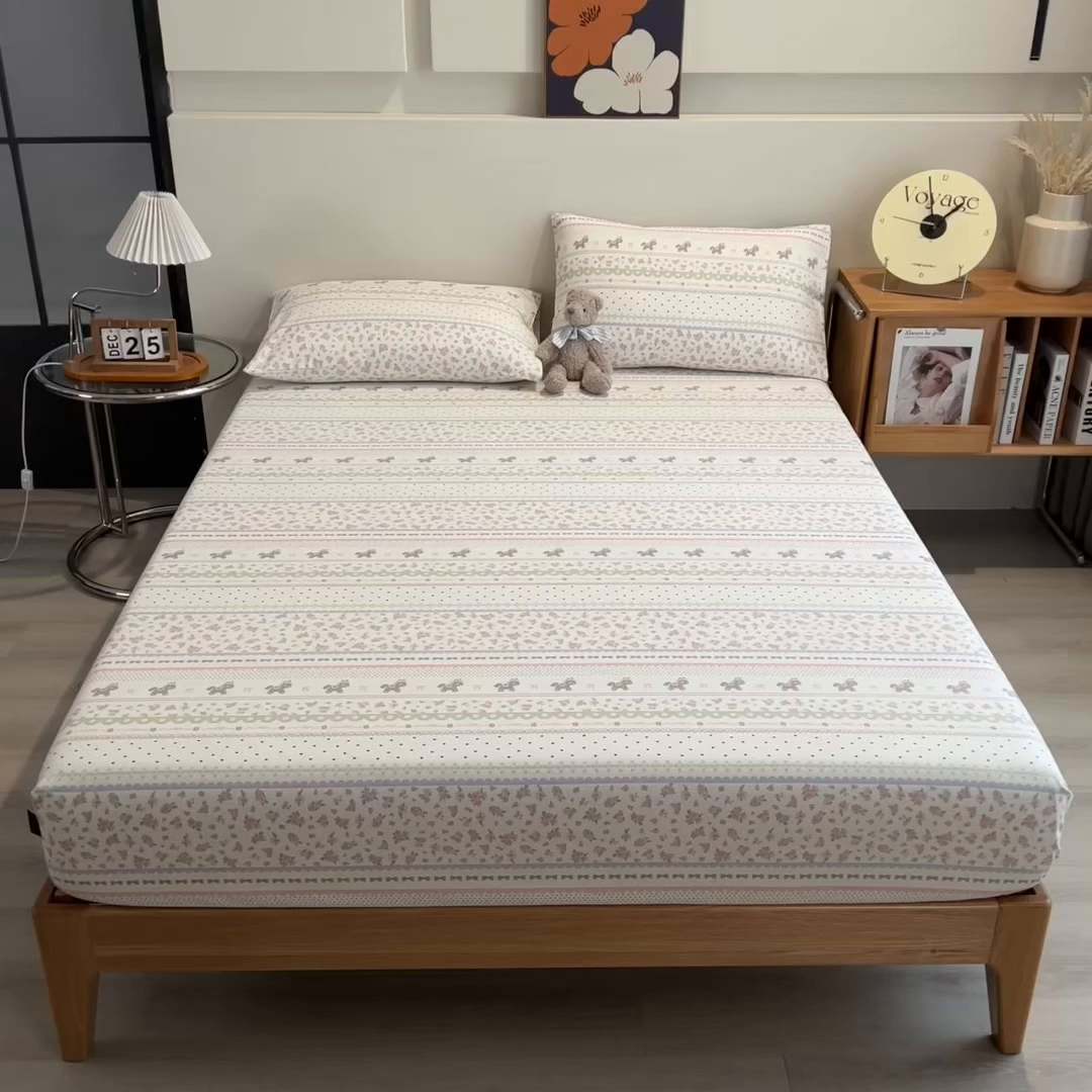 91家纺网 家纺一手货源 找家纺 芃成家纺 2026春夏新款全棉纯棉加厚老粗布单床笠床笠单件床笠三件套 萌萌木马