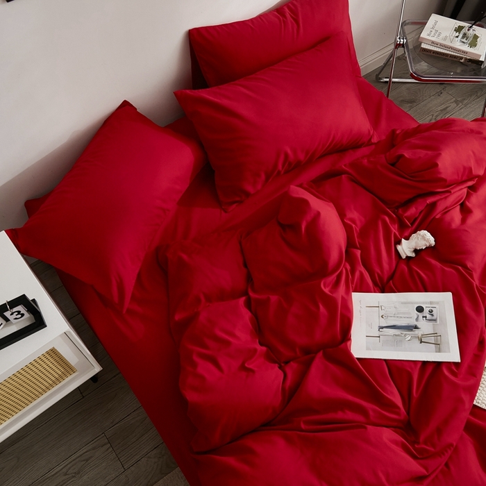 91家纺网 家纺一手货源 找家纺 啊雅家居 2025新款ins简约学生宿舍双拼纯色磨毛四件套可订制logo 红色