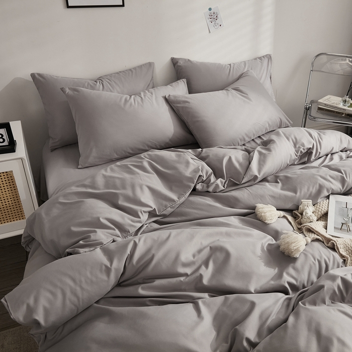 91家纺网 家纺一手货源 找家纺 啊雅家居 2025新款ins简约学生宿舍双拼纯色磨毛四件套可订制logo 浅灰