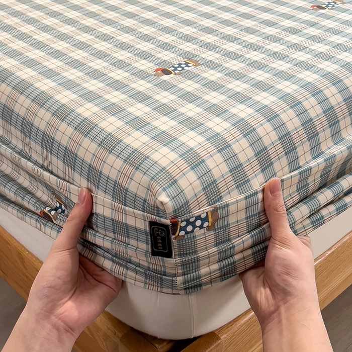 91家纺网 家纺一手货源 找家纺 芃成家纺 2026春夏新款全棉纯棉加厚老粗布单床笠床笠单件床笠三件套 小格波点狗