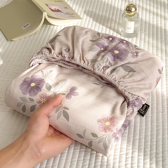 91家纺网 家纺一手货源 找家纺 芃成家纺 2026春夏新款全棉纯棉加厚老粗布单床笠床笠单件床笠三件套 紫韵花境