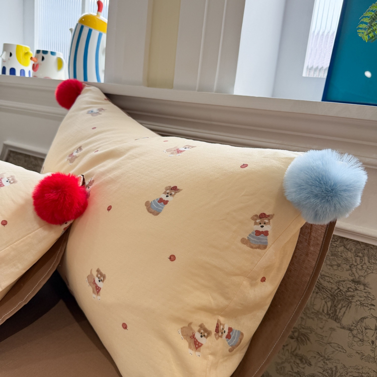 91家纺网 家纺一手货源 找家纺 呗旺鹿 2026新款全棉纯棉毛巾绣球球双层纱四件套 双层纱毛巾绣球球欢乐小狗