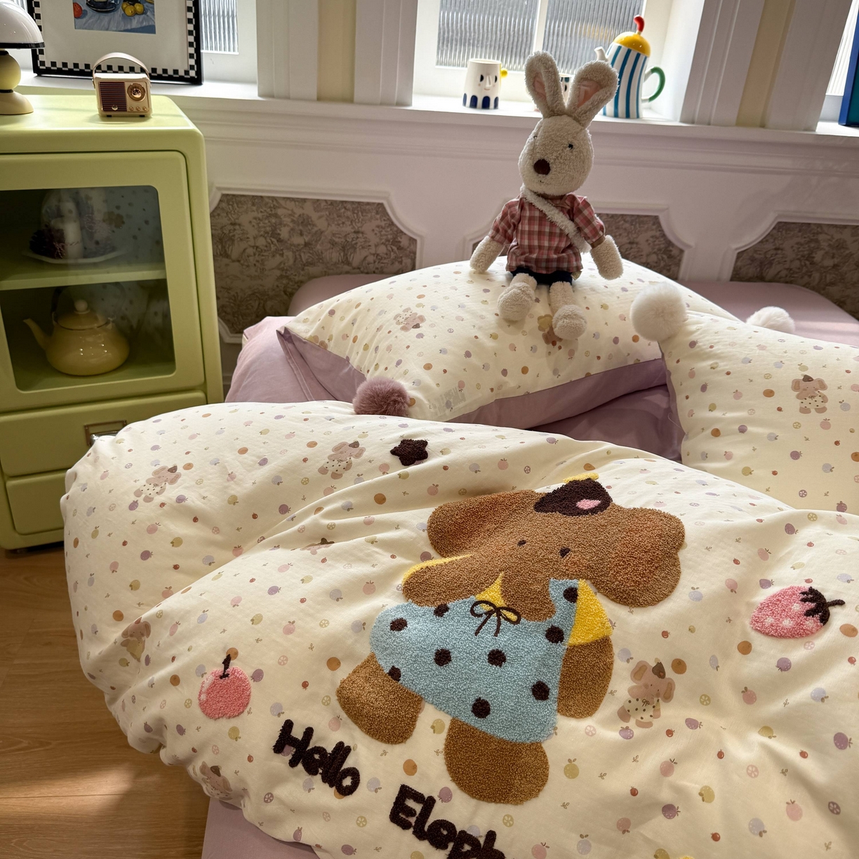 91家纺网 家纺一手货源 找家纺 呗旺鹿 2026新款全棉纯棉毛巾绣球球双层纱四件套 双层纱毛巾绣球球果子象