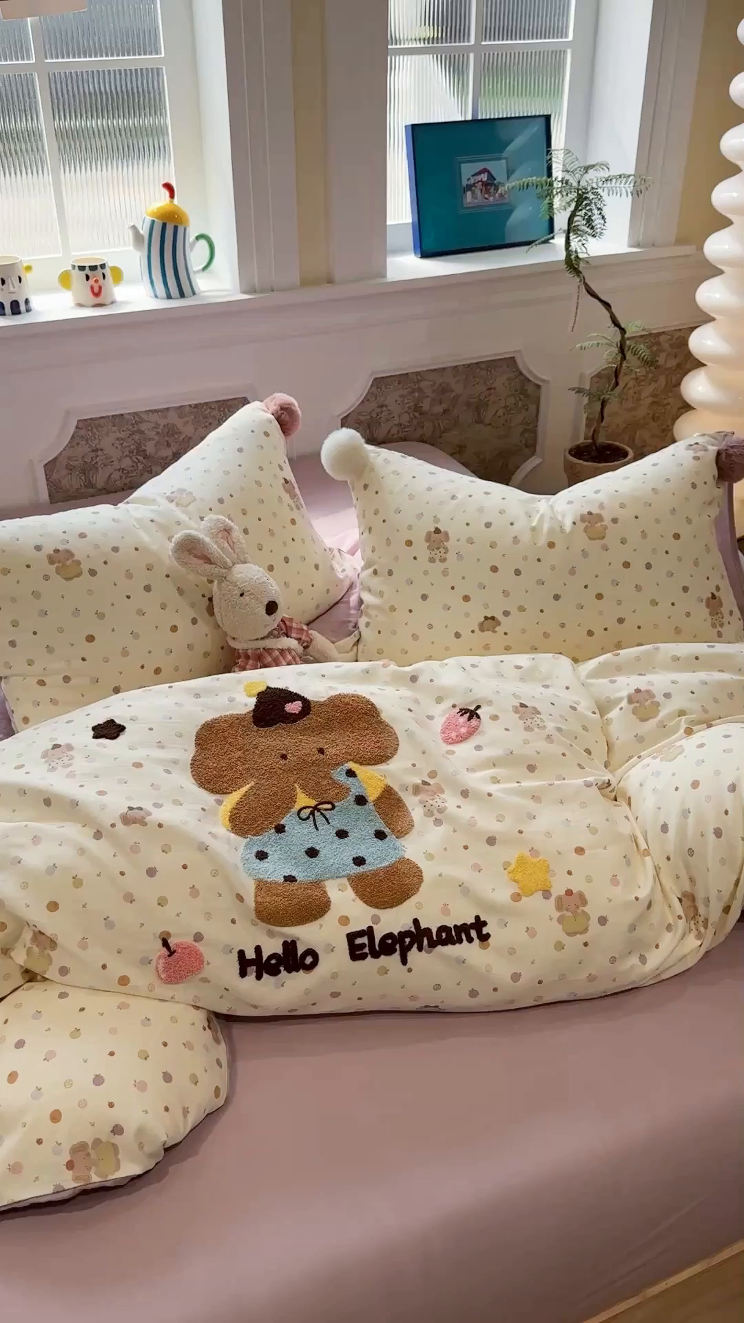 91家纺网 家纺一手货源 找家纺 呗旺鹿 2026新款全棉纯棉毛巾绣球球双层纱四件套 双层纱毛巾绣球球果子象