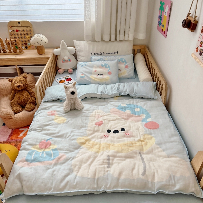 91家纺网 家纺一手货源 找家纺 萌宝家纺 2026新款母婴A类全棉双层纱儿童被套纯棉纱布三件套 西高地-蓝色