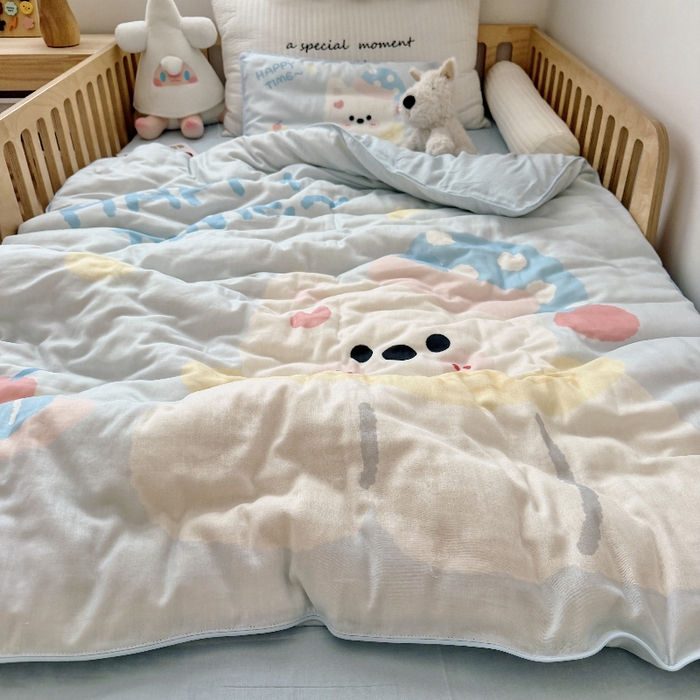 91家纺网 家纺一手货源 找家纺 萌宝家纺 2026新款母婴A类全棉双层纱儿童被套纯棉纱布三件套 西高地-蓝色