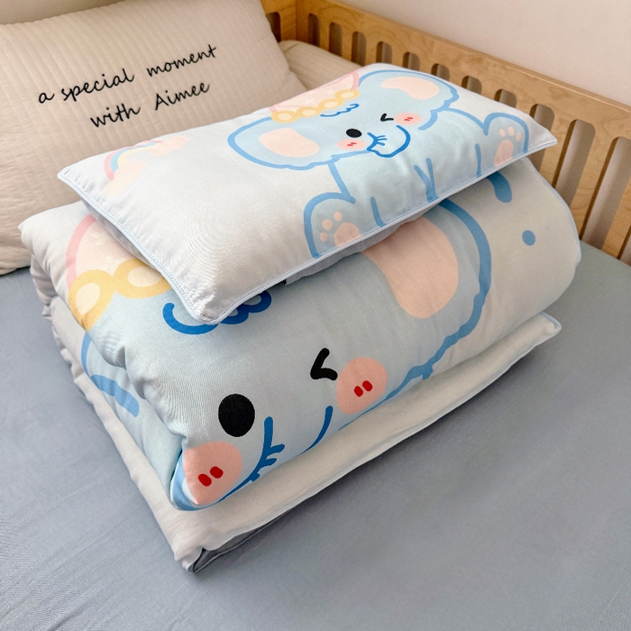 91家纺网 家纺一手货源 找家纺 萌宝家纺 2026新款母婴A类全棉双层纱儿童被套纯棉纱布三件套 小象