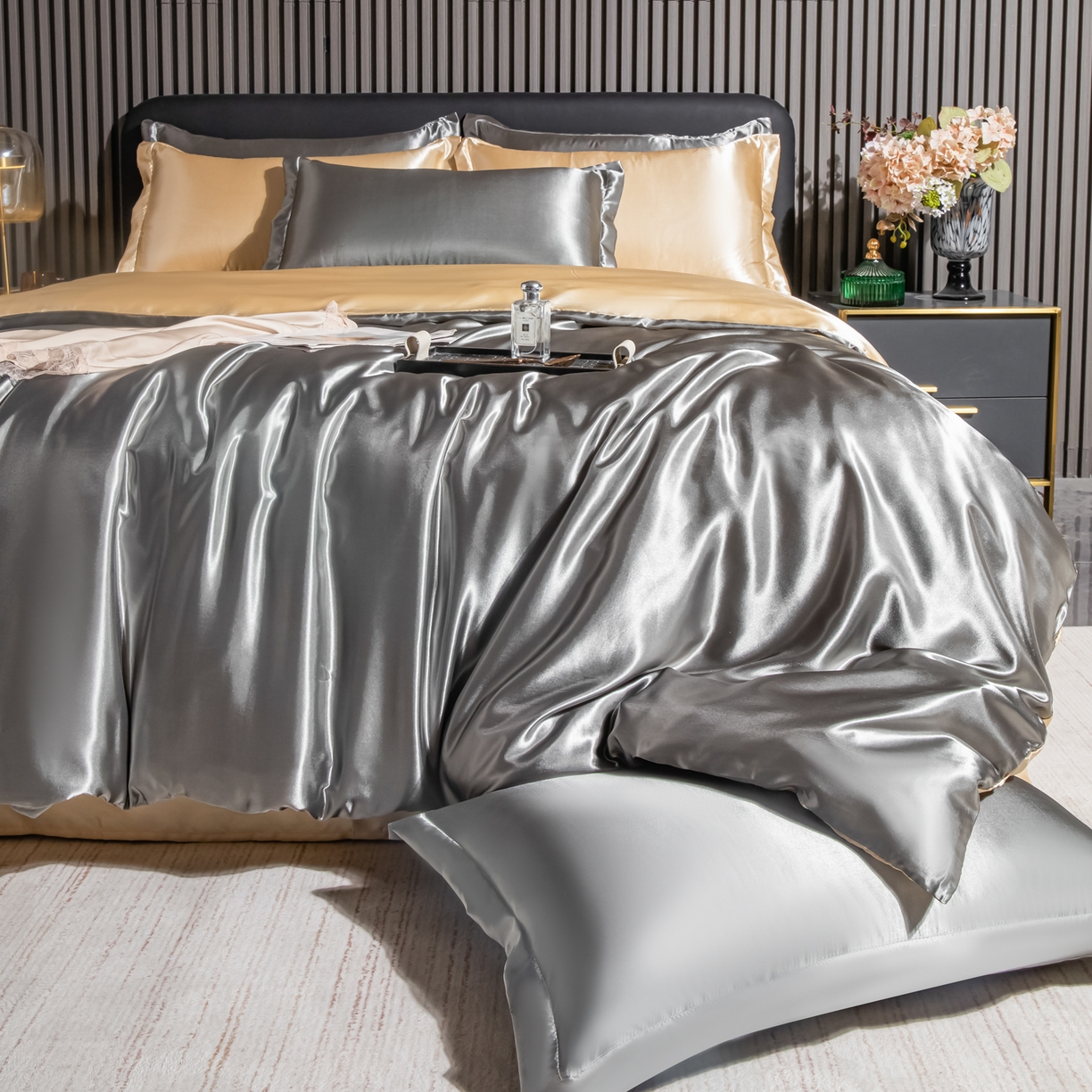 91家纺网 家纺一手货源 找家纺 莱越家纺 2026夏季款高端轻奢水洗真丝四件套丝滑裸睡丝绸纯色冰丝四件套系列可承接外贸订货 银灰驼