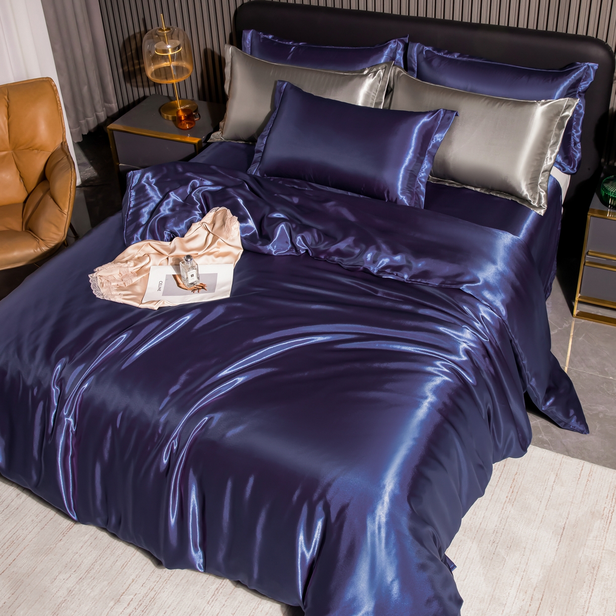 91家纺网 家纺一手货源 找家纺 莱越家纺 2026夏季款高端轻奢水洗真丝四件套丝滑裸睡丝绸纯色冰丝四件套系列可承接外贸订货 藏青色