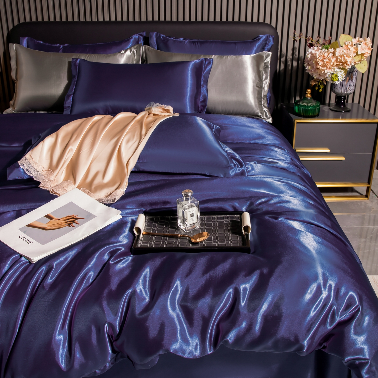 91家纺网 家纺一手货源 找家纺 莱越家纺 2026夏季款高端轻奢水洗真丝四件套丝滑裸睡丝绸纯色冰丝四件套系列可承接外贸订货 藏青色