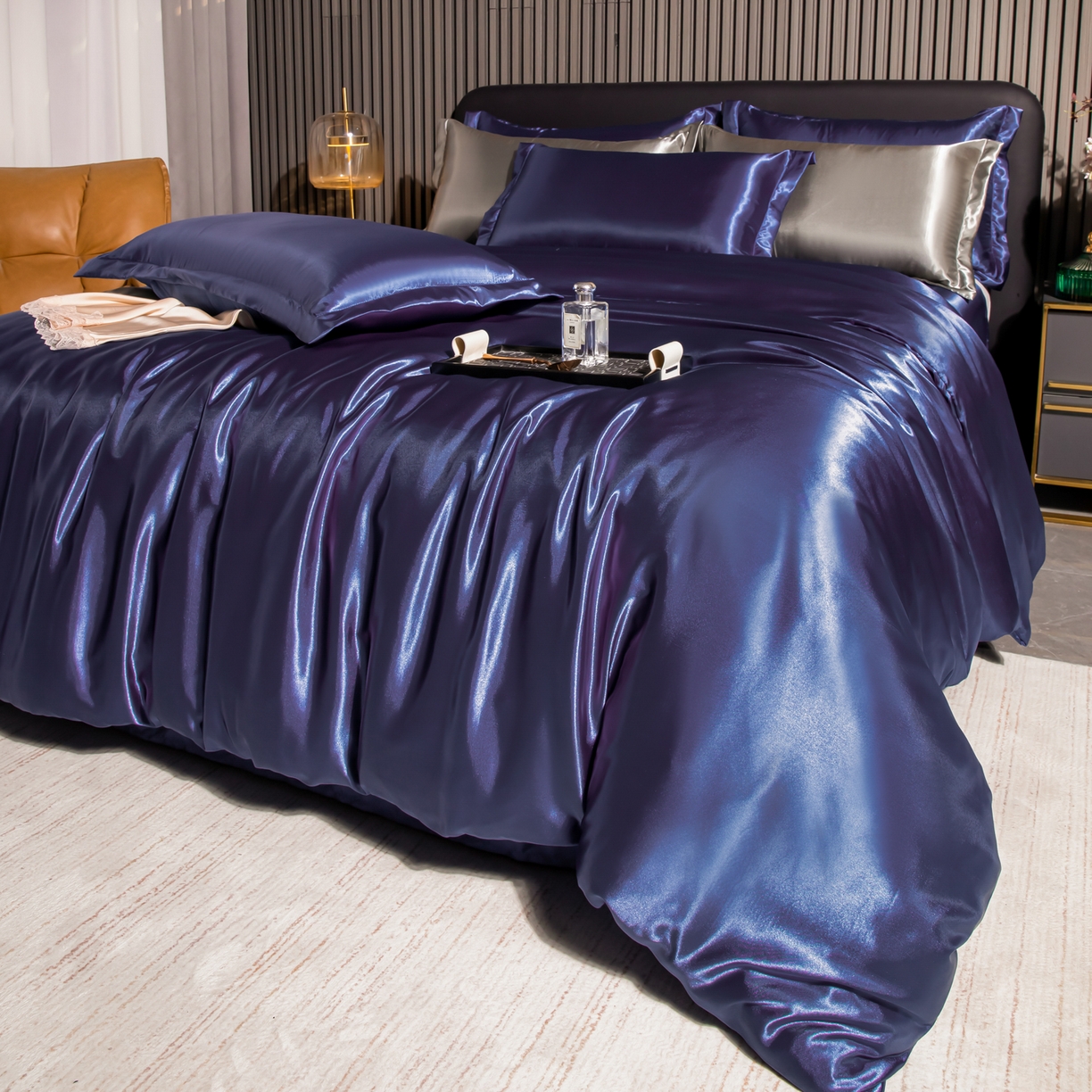 91家纺网 家纺一手货源 找家纺 莱越家纺 2026夏季款高端轻奢水洗真丝四件套丝滑裸睡丝绸纯色冰丝四件套系列可承接外贸订货 藏青色