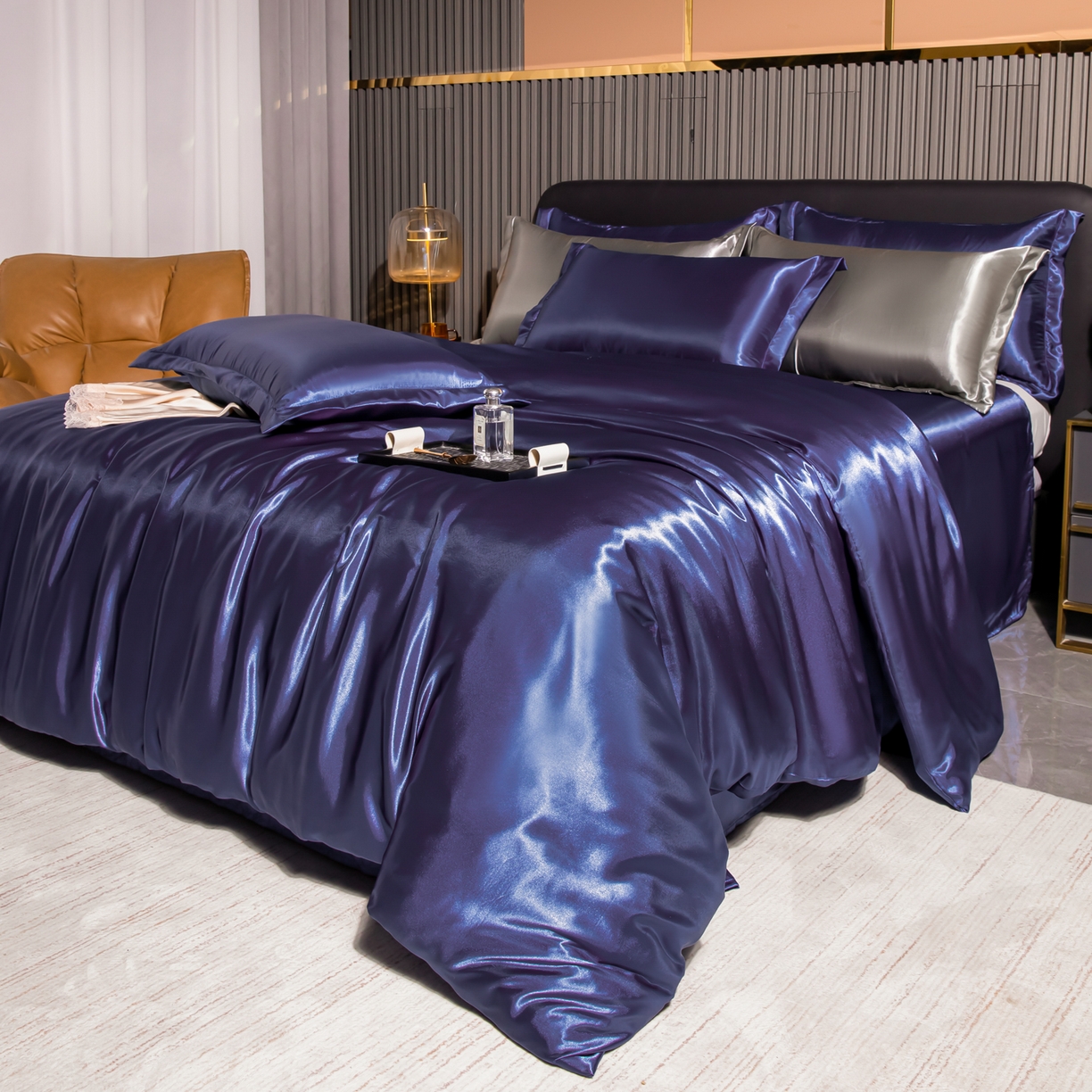 91家纺网 家纺一手货源 找家纺 莱越家纺 2026夏季款高端轻奢水洗真丝四件套丝滑裸睡丝绸纯色冰丝四件套系列可承接外贸订货 藏青色