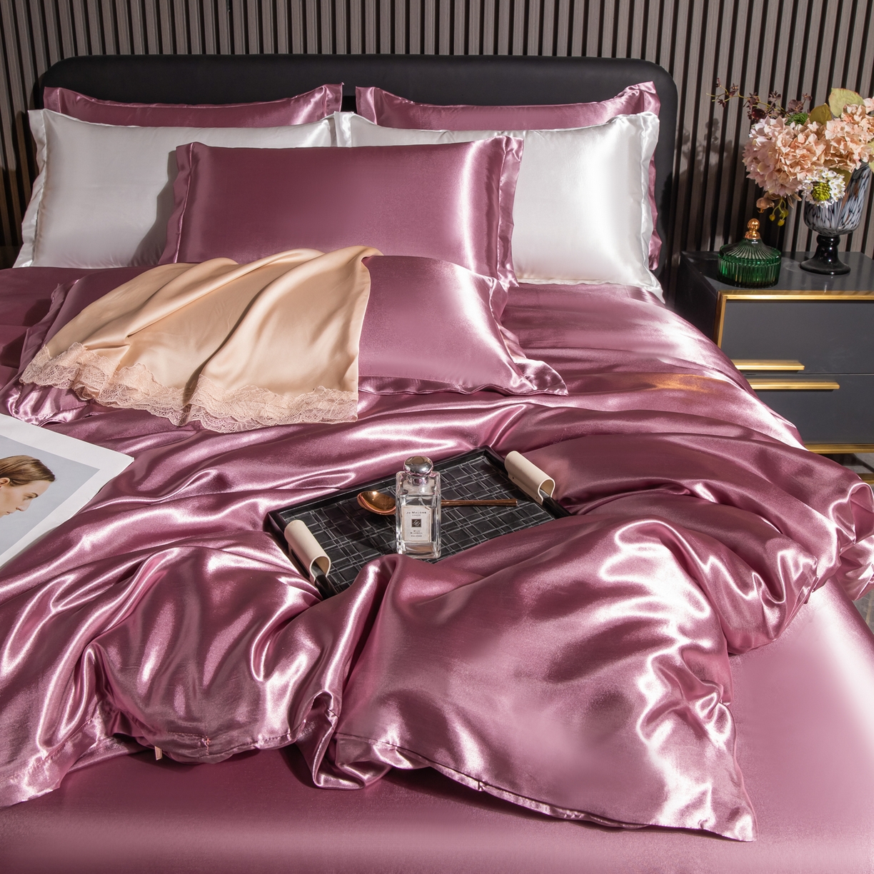 91家纺网 家纺一手货源 找家纺 莱越家纺 2026夏季款高端轻奢水洗真丝四件套丝滑裸睡丝绸纯色冰丝四件套系列可承接外贸订货 豆沙色