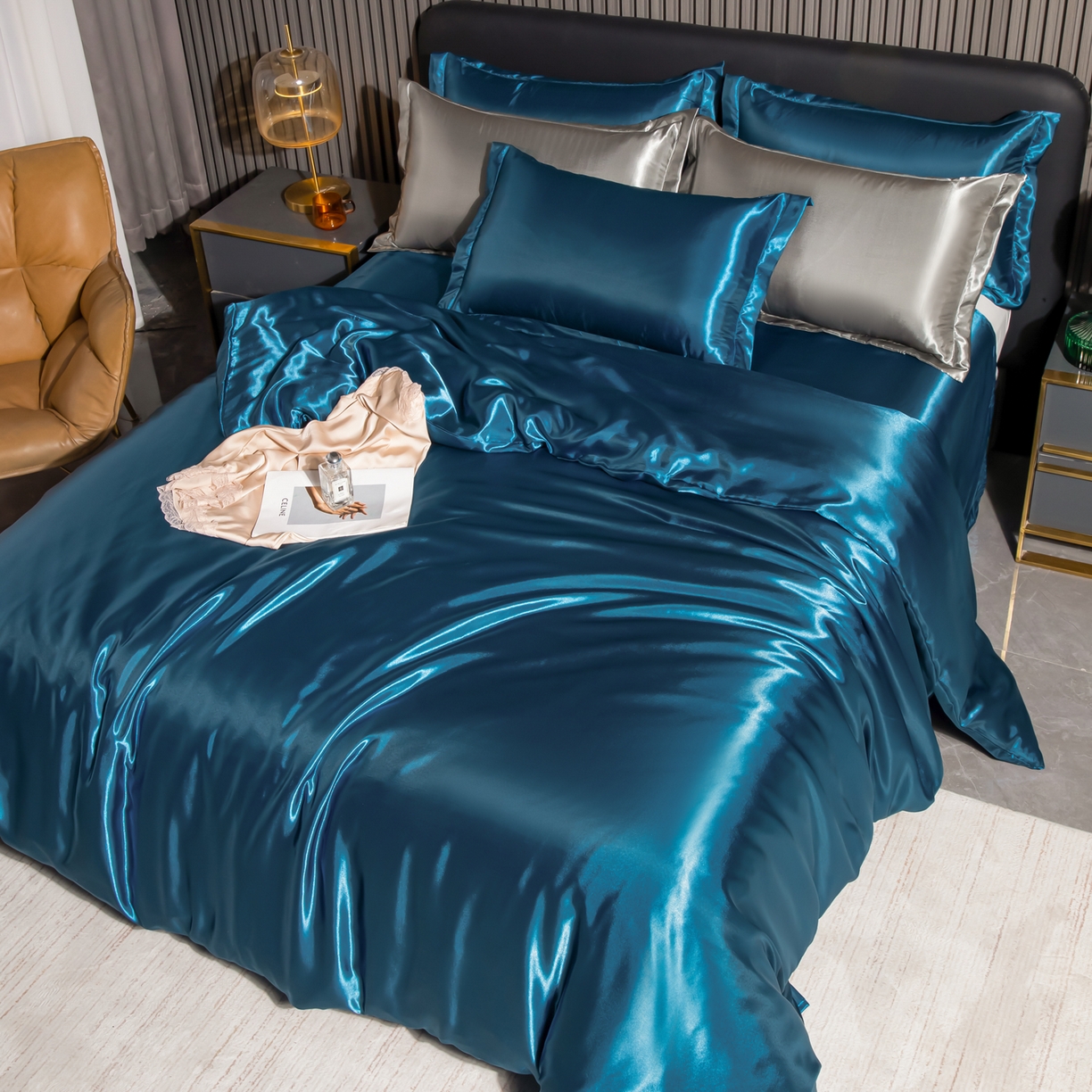 91家纺网 家纺一手货源 找家纺 莱越家纺 2026夏季款高端轻奢水洗真丝四件套丝滑裸睡丝绸纯色冰丝四件套系列可承接外贸订货 孔雀蓝