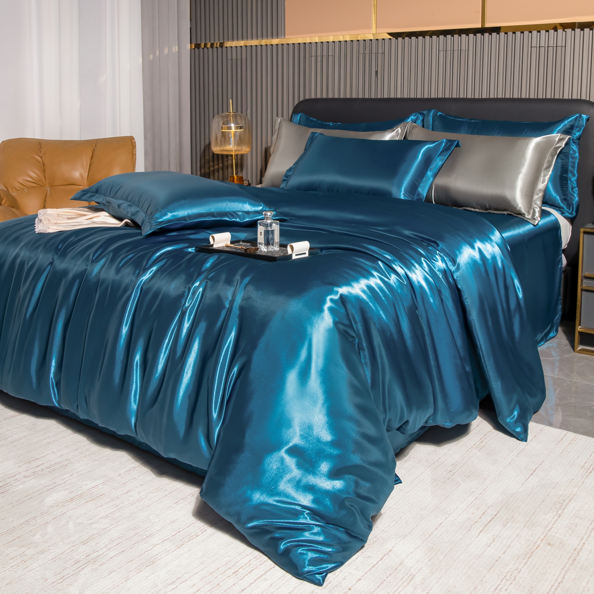 91家纺网 家纺一手货源 找家纺 莱越家纺 2026夏季款高端轻奢水洗真丝四件套丝滑裸睡丝绸纯色冰丝四件套系列可承接外贸订货 孔雀蓝