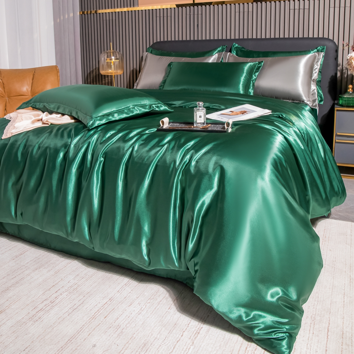91家纺网 家纺一手货源 找家纺 莱越家纺 2026夏季款高端轻奢水洗真丝四件套丝滑裸睡丝绸纯色冰丝四件套系列可承接外贸订货 墨绿色
