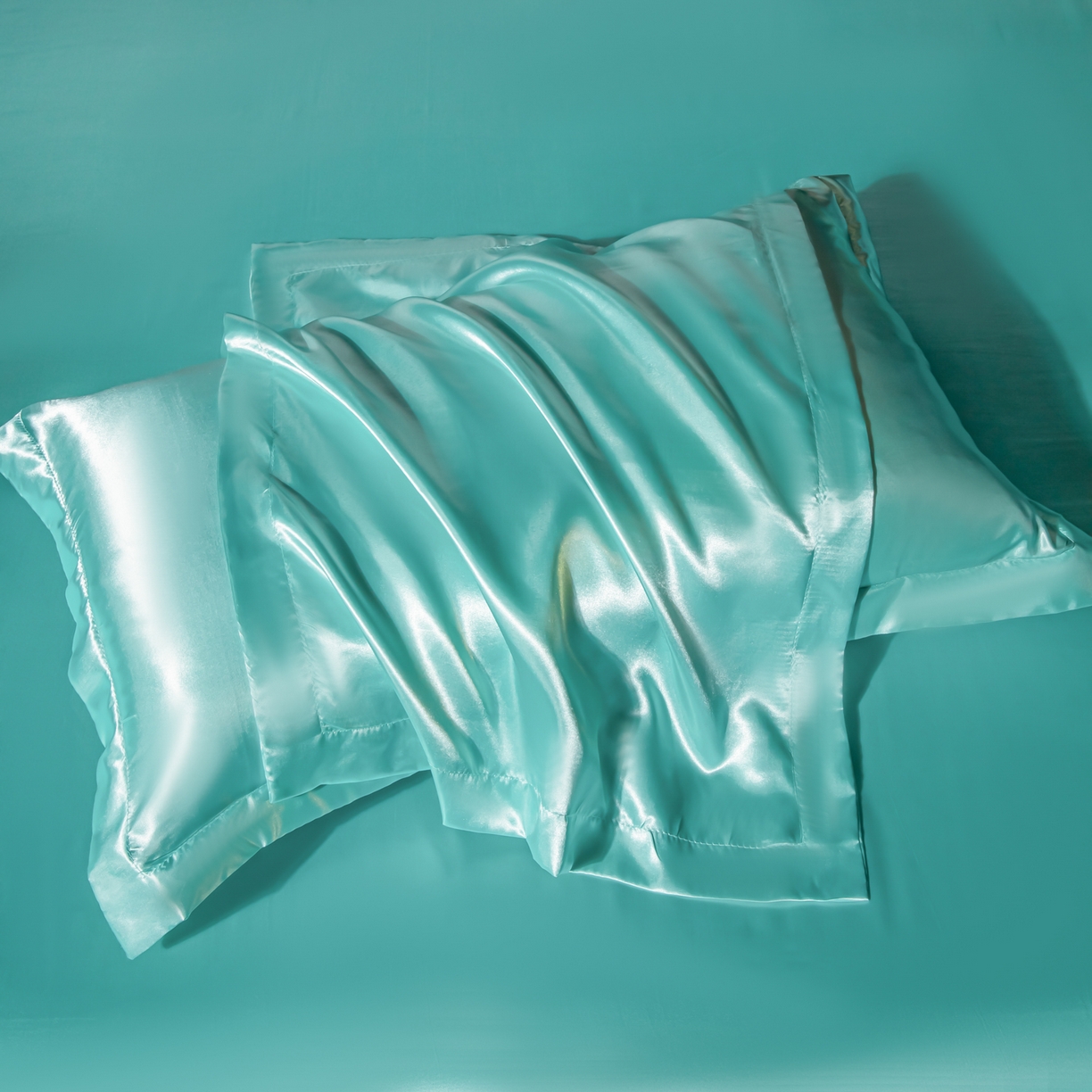 91家纺网 家纺一手货源 找家纺 莱越家纺 2026夏季款高端轻奢水洗真丝四件套丝滑裸睡丝绸纯色冰丝四件套系列可承接外贸订货 水兰色