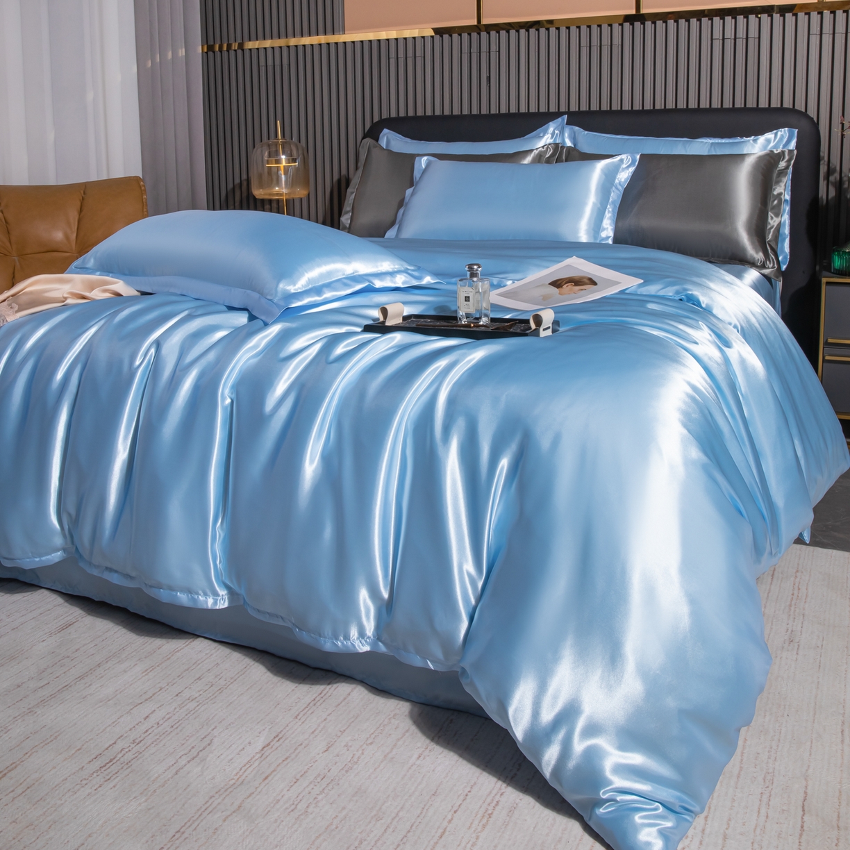 91家纺网 家纺一手货源 找家纺 莱越家纺 2026夏季款高端轻奢水洗真丝四件套丝滑裸睡丝绸纯色冰丝四件套系列可承接外贸订货 碎冰蓝