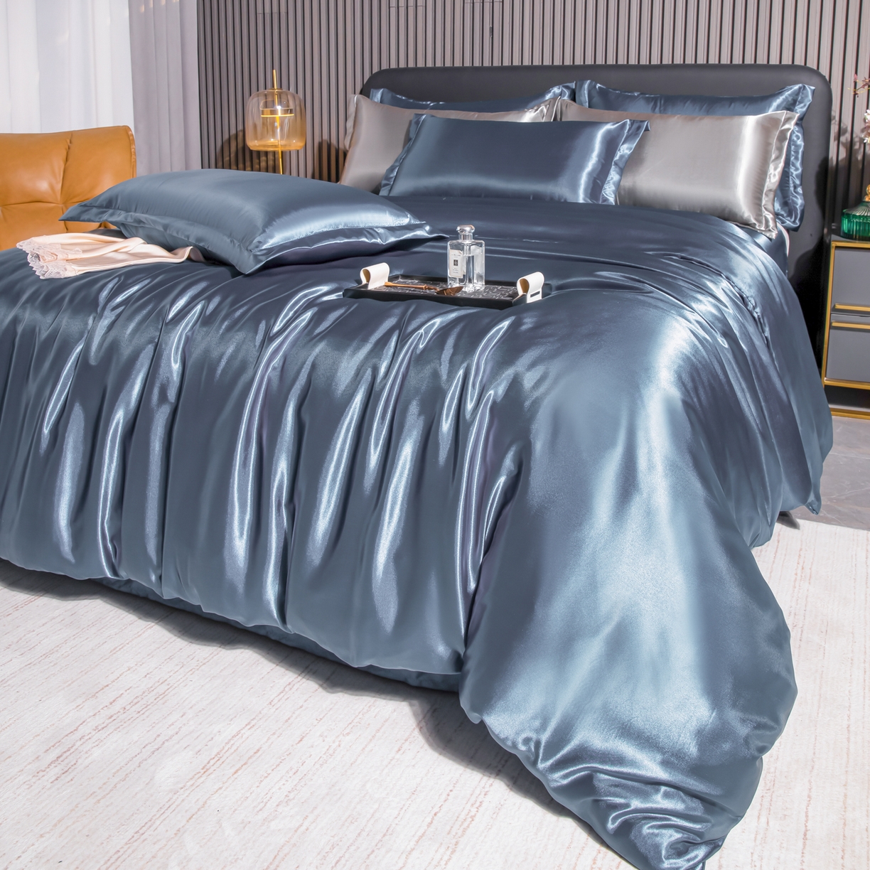 91家纺网 家纺一手货源 找家纺 莱越家纺 2026夏季款高端轻奢水洗真丝四件套丝滑裸睡丝绸纯色冰丝四件套系列可承接外贸订货 雾霾蓝