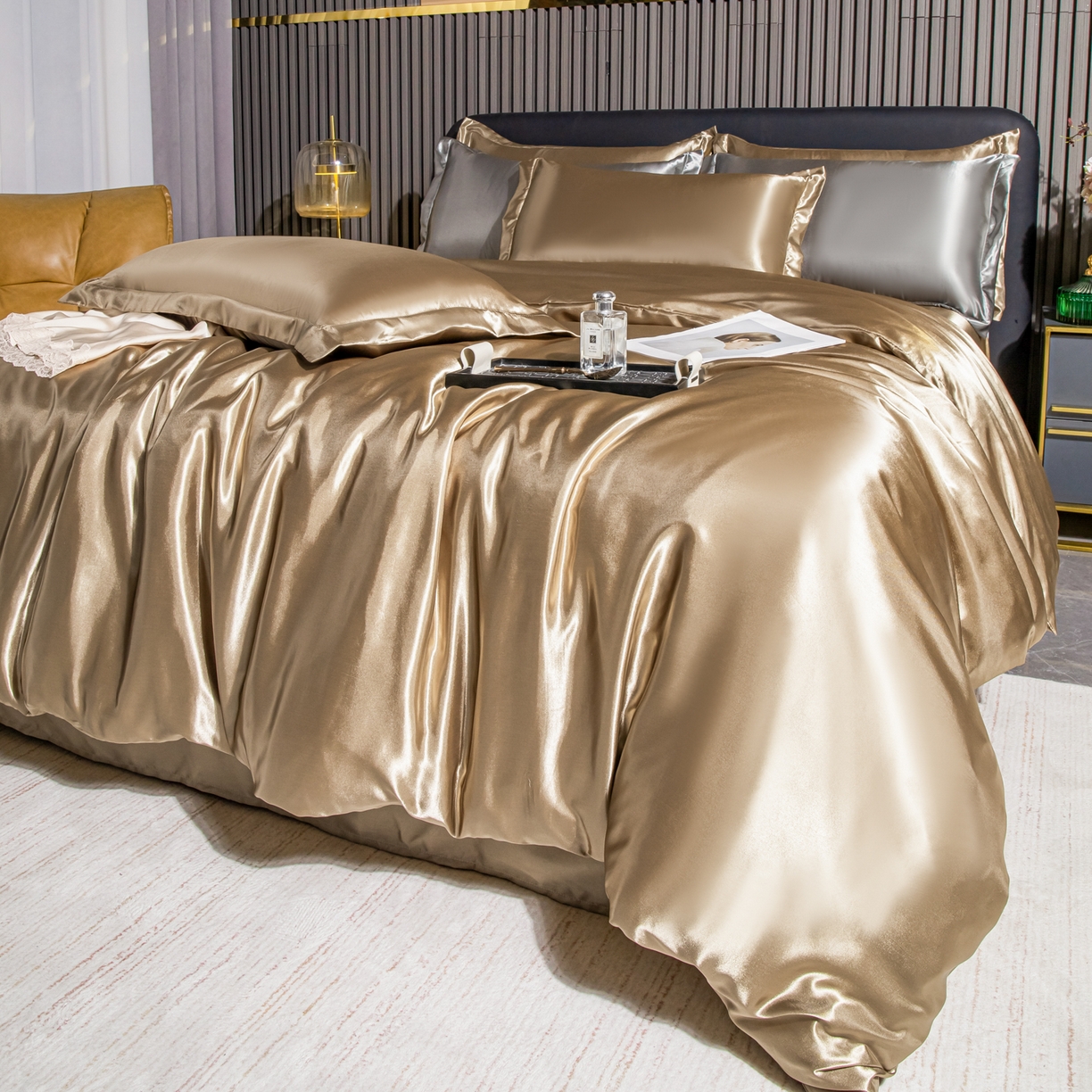 91家纺网 家纺一手货源 找家纺 莱越家纺 2026夏季款高端轻奢水洗真丝四件套丝滑裸睡丝绸纯色冰丝四件套系列可承接外贸订货 香槟金