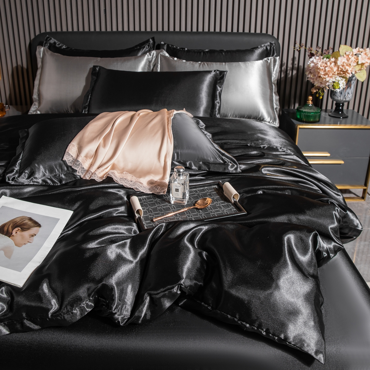 91家纺网 家纺一手货源 找家纺 莱越家纺 2026夏季款高端轻奢水洗真丝四件套丝滑裸睡丝绸纯色冰丝四件套系列可承接外贸订货 炫酷黑