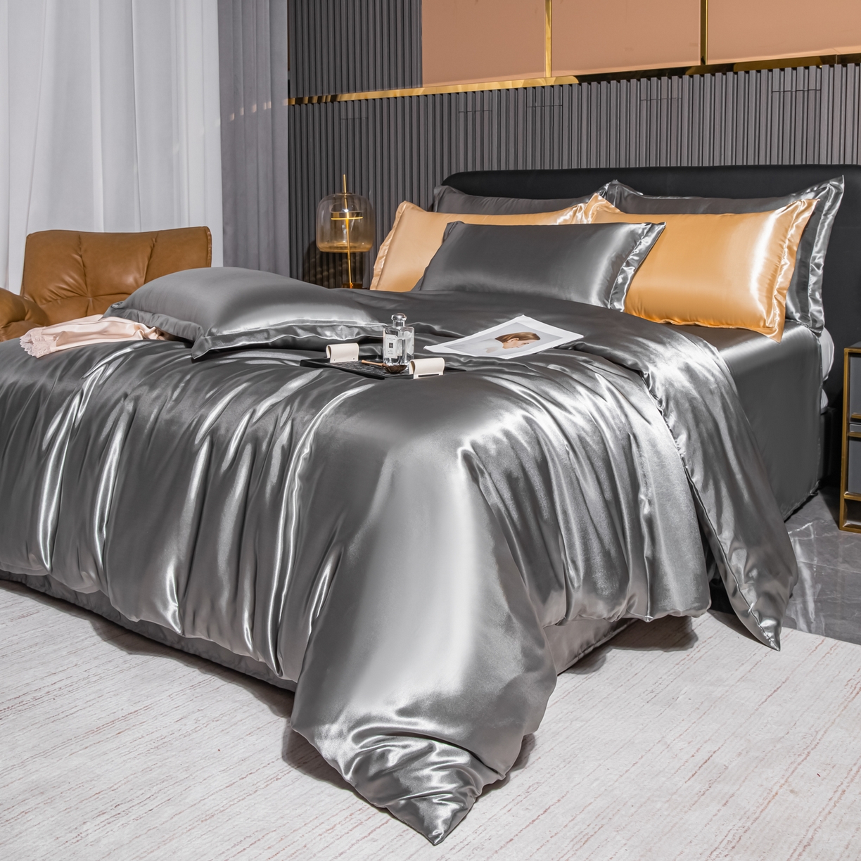 91家纺网 家纺一手货源 找家纺 莱越家纺 2026夏季款高端轻奢水洗真丝四件套丝滑裸睡丝绸纯色冰丝四件套系列可承接外贸订货 银灰色