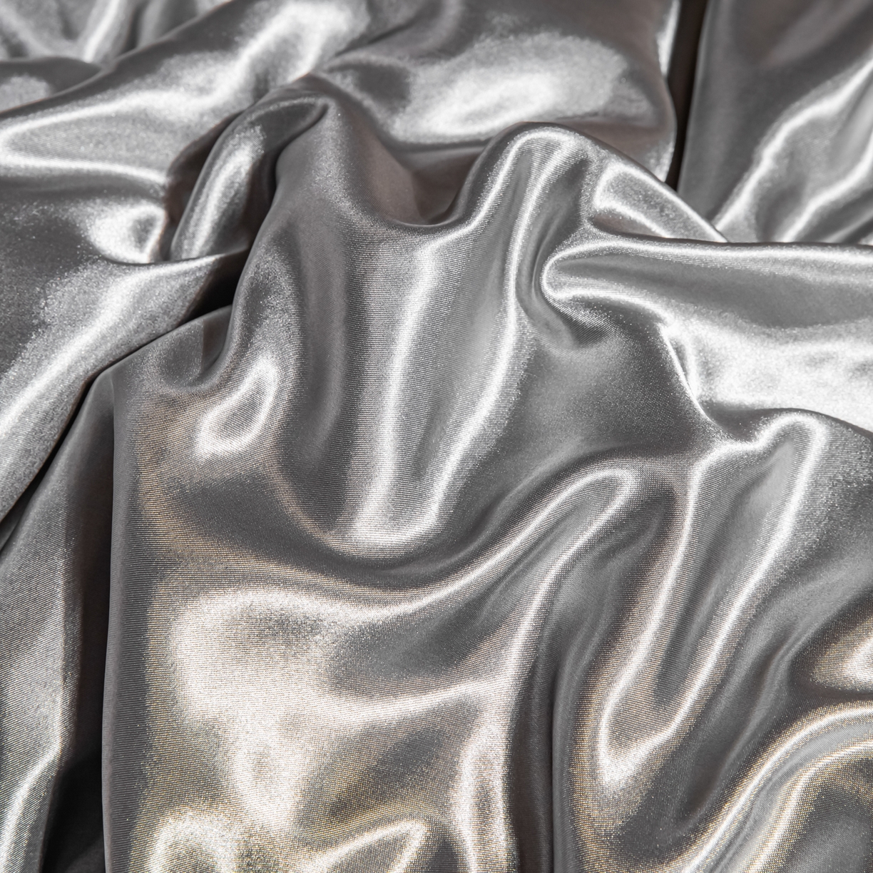 91家纺网 家纺一手货源 找家纺 莱越家纺 2026夏季款高端轻奢水洗真丝四件套丝滑裸睡丝绸纯色冰丝四件套系列可承接外贸订货 银灰色